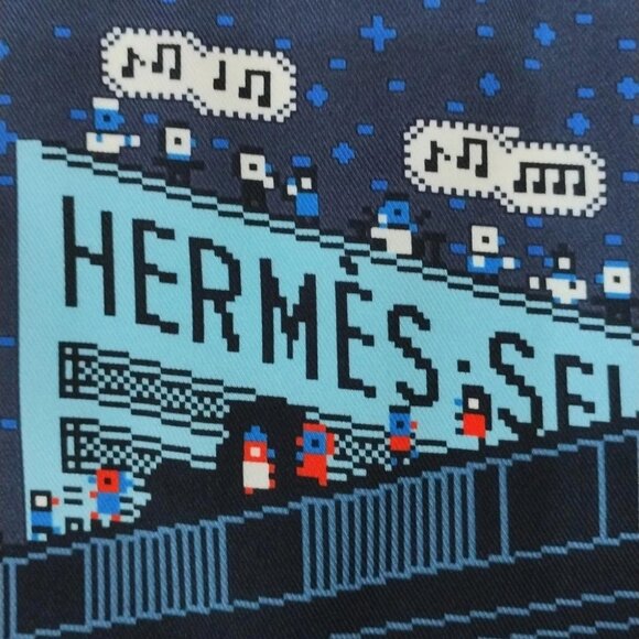Auth HERMES Petit Carre - Dark Navy Light Blue Multi Scarf - Picture 6 of 7
